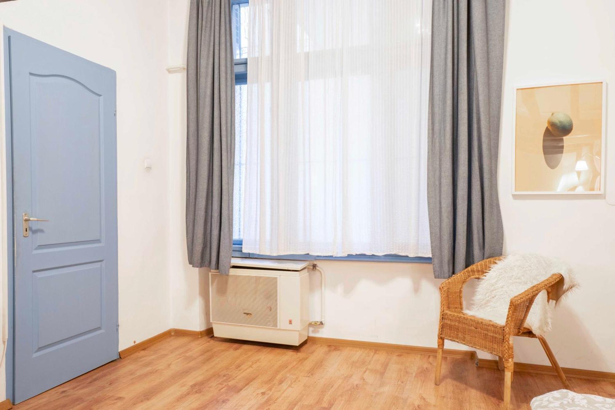 Quiet Cozy Apartment In Party Street E1 Budapest Exteriör bild